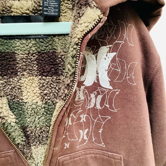 SWEATSHIRT HOODIE EUC HEAVY AND WARM - Picture 9 of 12